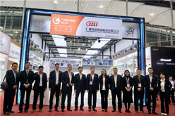 广州轻工集团党委书记、董事长方贵权等领导一行视察我司家电、建材展位