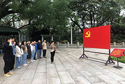 缅怀革命先烈 弘扬烈士精神