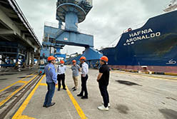 凝心聚力促发展 驰而不息抓落实