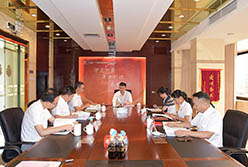 轻出公司召开学习贯彻习近平新时代中国特色社会主义思想主题教育专题民主生活会